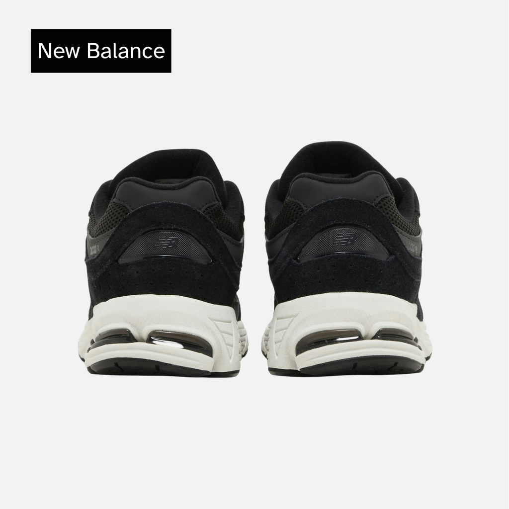 New Balance 2002R Big Kid 'Black Phantom'